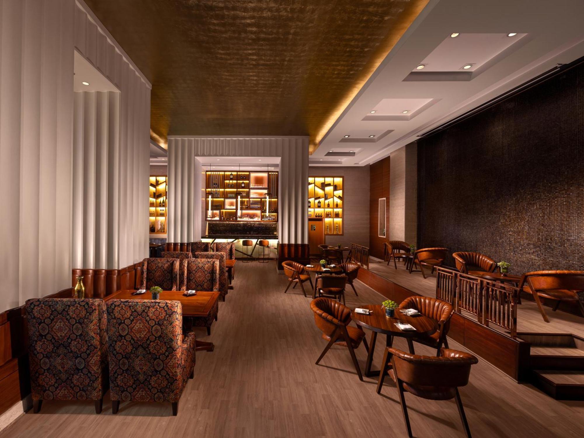 מלון ניו דלהי Jaypee Vasant Continental מראה חיצוני תמונה The interior of the restaurant
