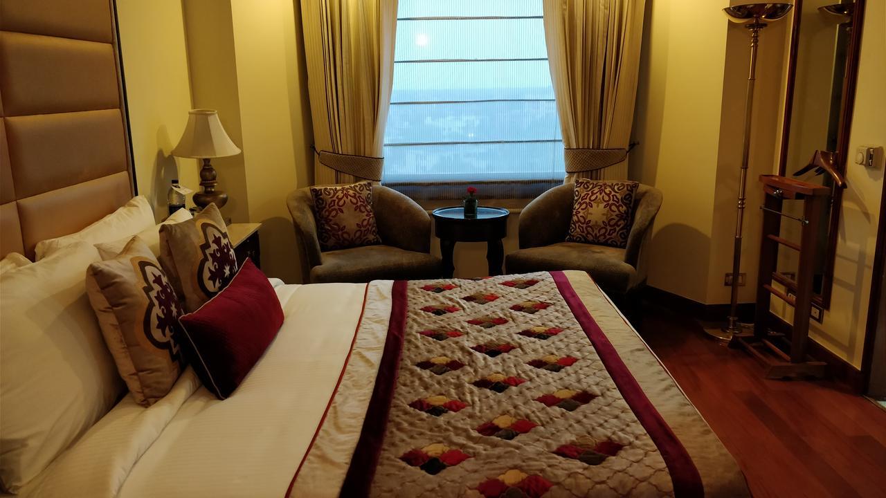 מלון ניו דלהי Jaypee Vasant Continental מראה חיצוני תמונה A room at the Imperial Hotel