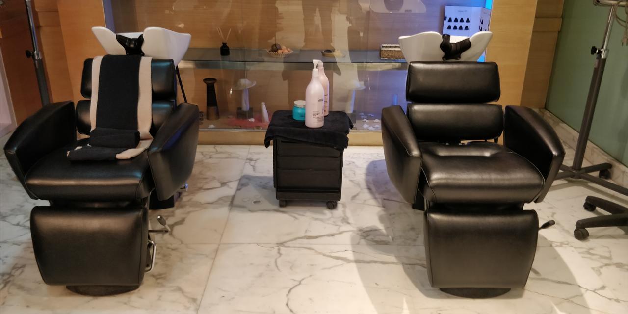 מלון ניו דלהי Jaypee Vasant Continental מראה חיצוני תמונה Hair salon in Athens, Greece